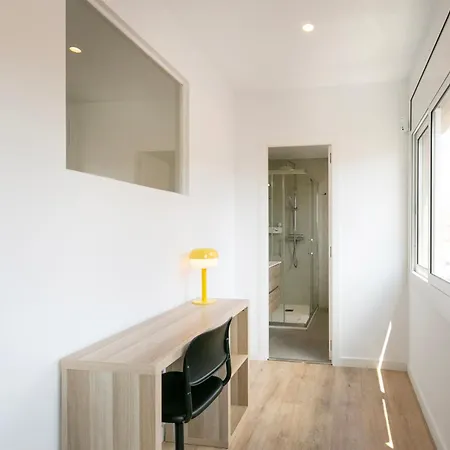 With 3 Bedrooms Cornellá de Llobregat