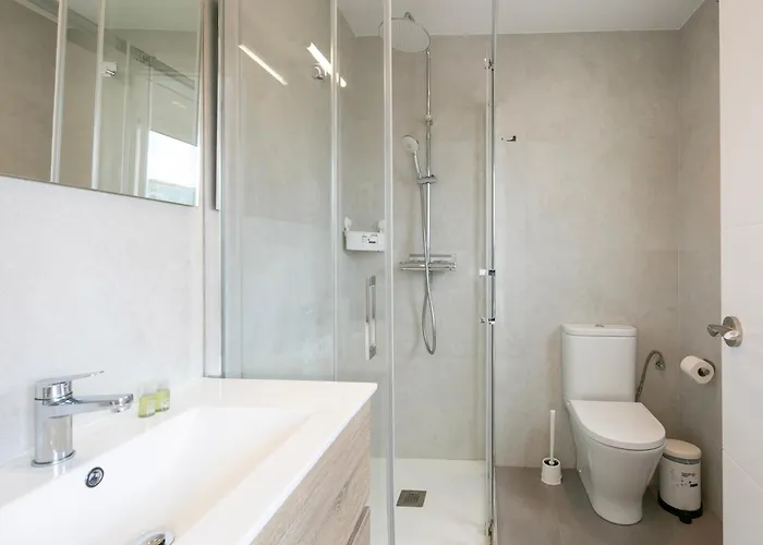 Διαμέρισμα With 3 Bedrooms *