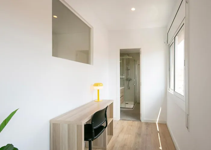 With 3 Bedrooms Cornellà de Llobregat