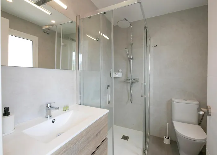 With 3 Bedrooms Cornellà de Llobregat